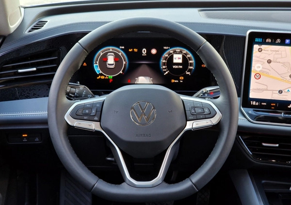 Volkswagen Passat cena 176500 przebieg: 1, rok produkcji 2024 z Puszczykowo małe 254
